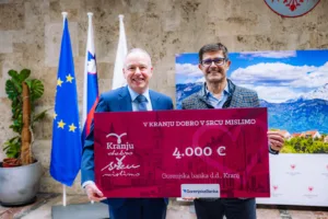 Gorenjska Banka V Kranju Dobro V Srcu Mislimo